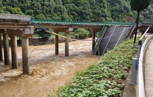 China gai bridge eh vehtti 12 meehaku maruvehjje