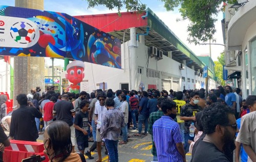 Ticket massala hoonuvumun ithuru 1000 ticket supporter innah vikkanee
