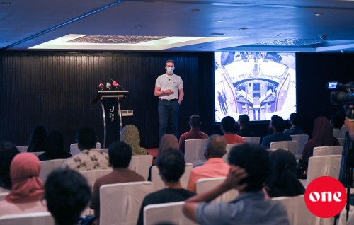 Raajjeygai beyvvi EAS Barcelona Aviation School ge open day ah bodu tharuheebeh